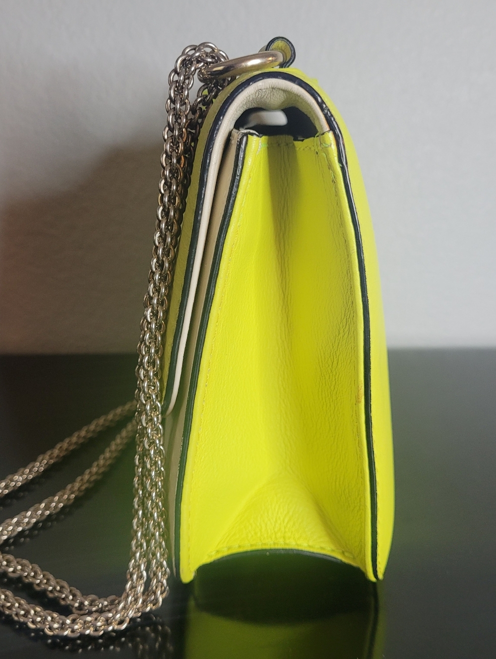 Valentino Garavani Glam Lock flap shoulder bag - Picture 8 of 15